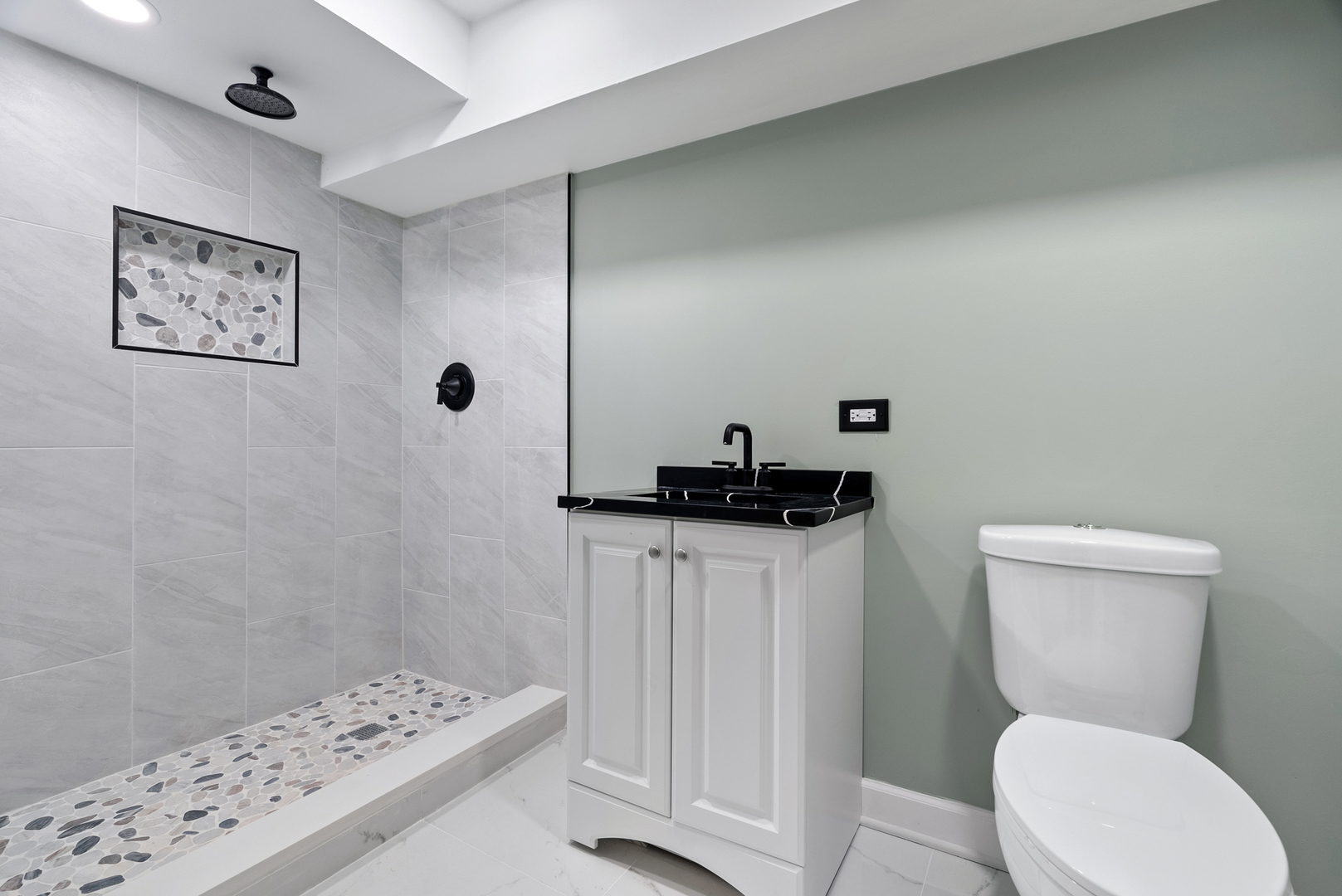 2197 Wilson Creek Circle, Aurora, IL 60503