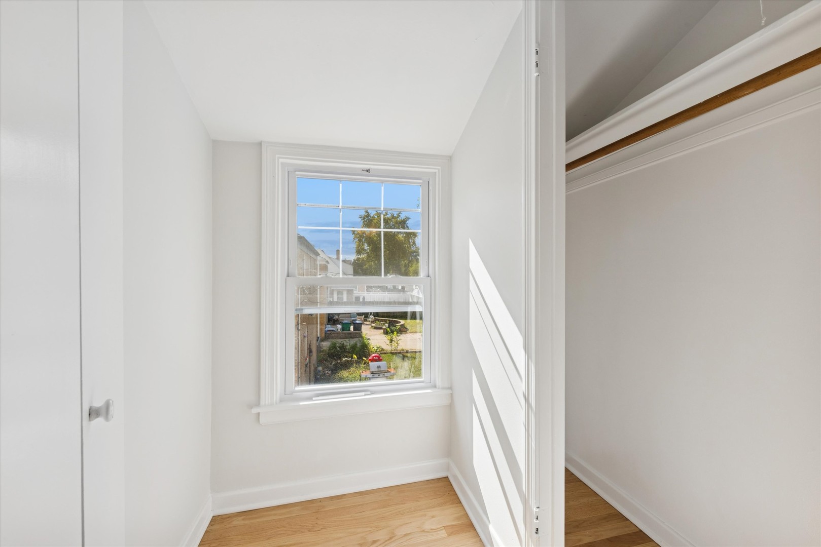 1500 Bristol Avenue, Westchester, IL 60154