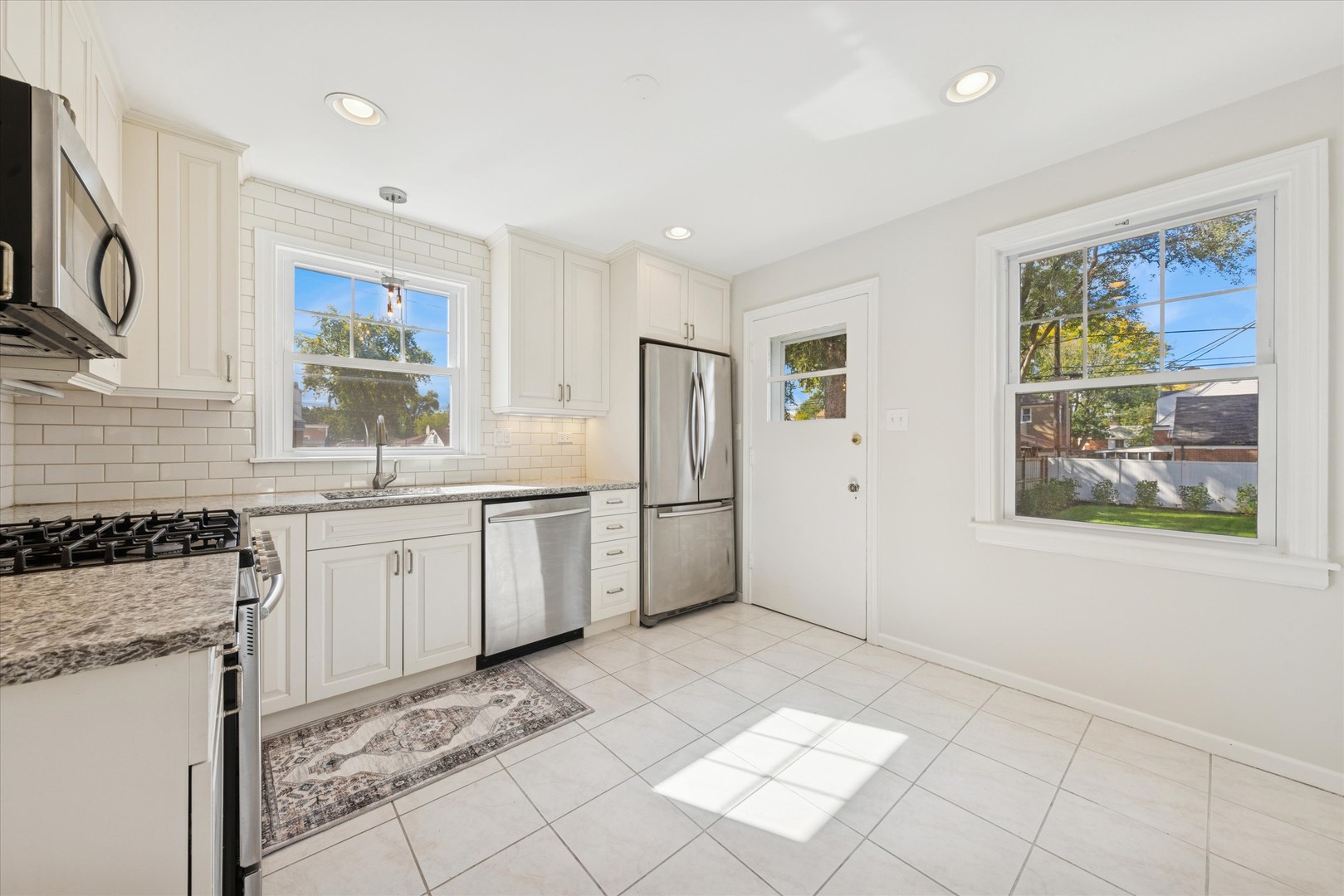 1500 Bristol Avenue, Westchester, IL 60154