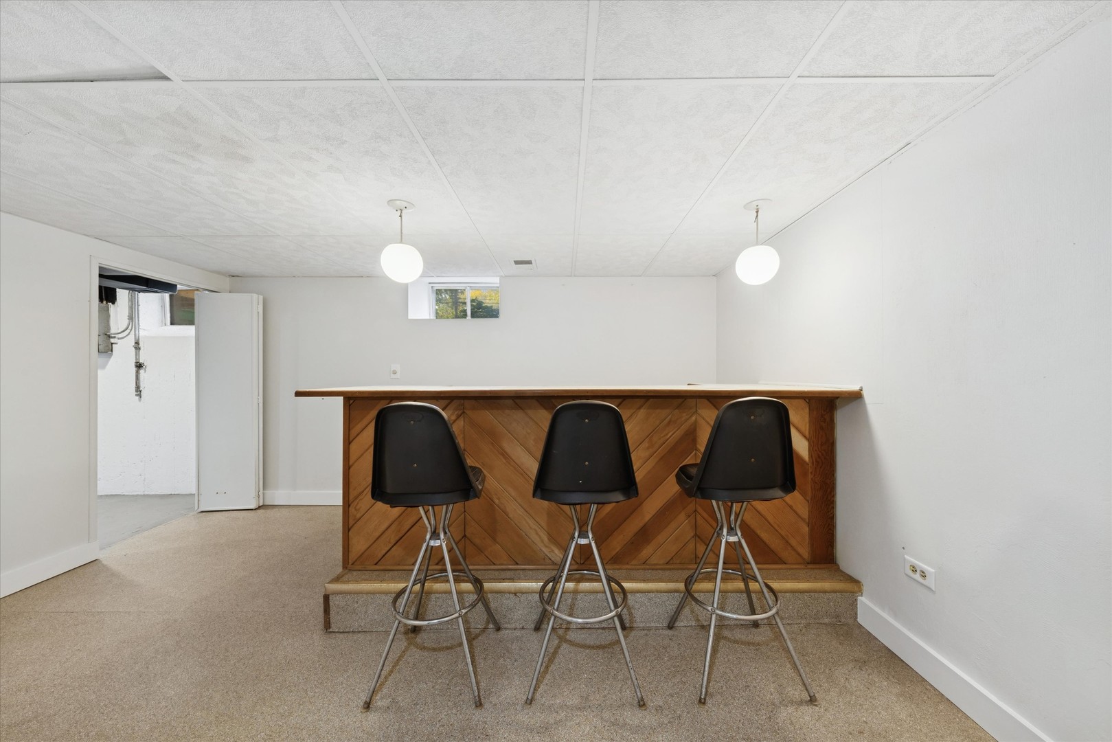 1500 Bristol Avenue, Westchester, IL 60154