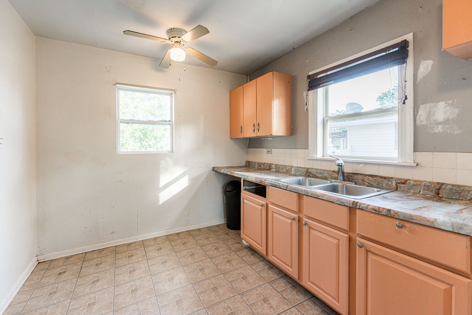 213 May Street, Bensenville, IL 60106