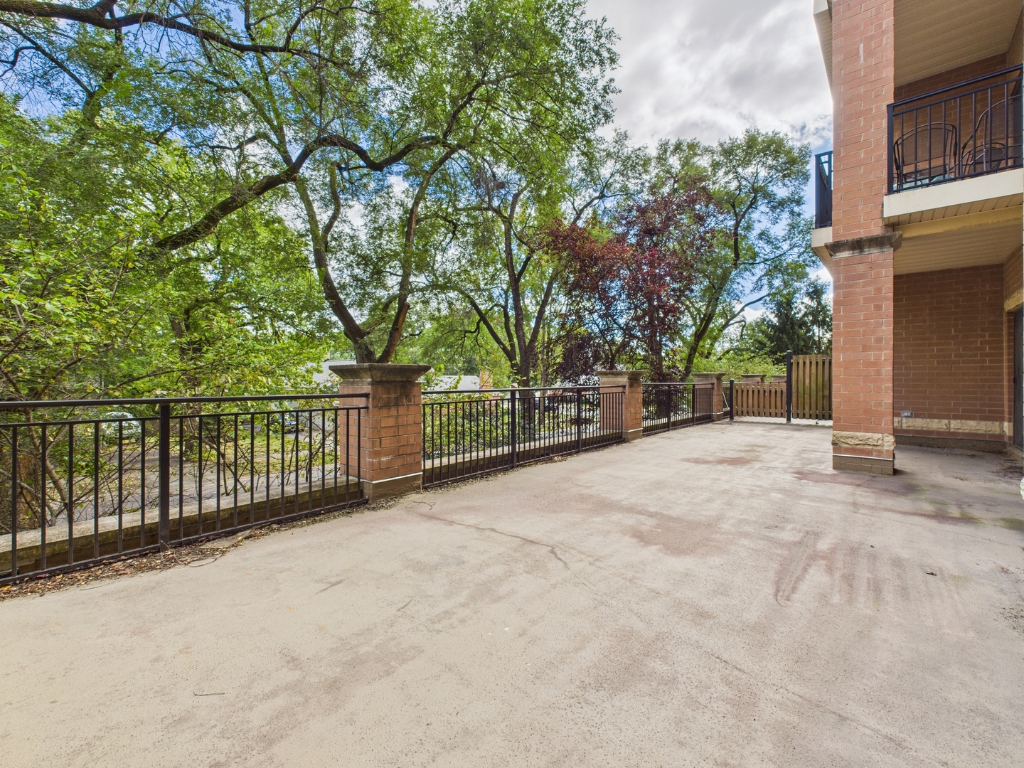 5100 W 96th Street #204, Oak Lawn, IL 60453