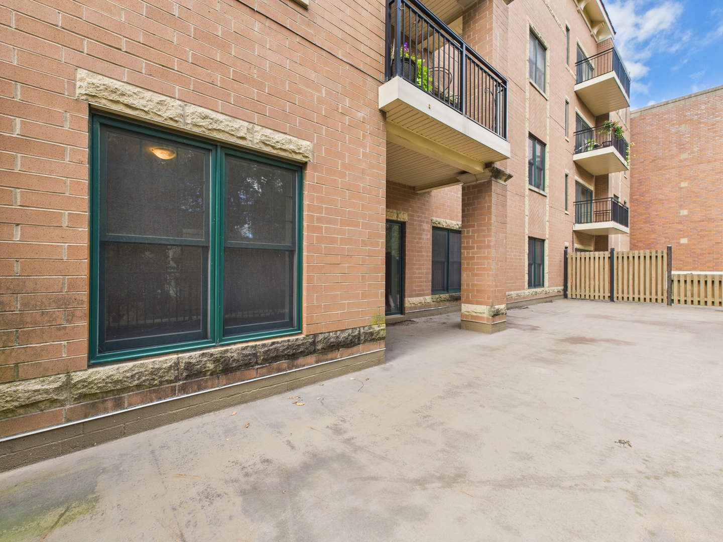 5100 W 96th Street #204, Oak Lawn, IL 60453