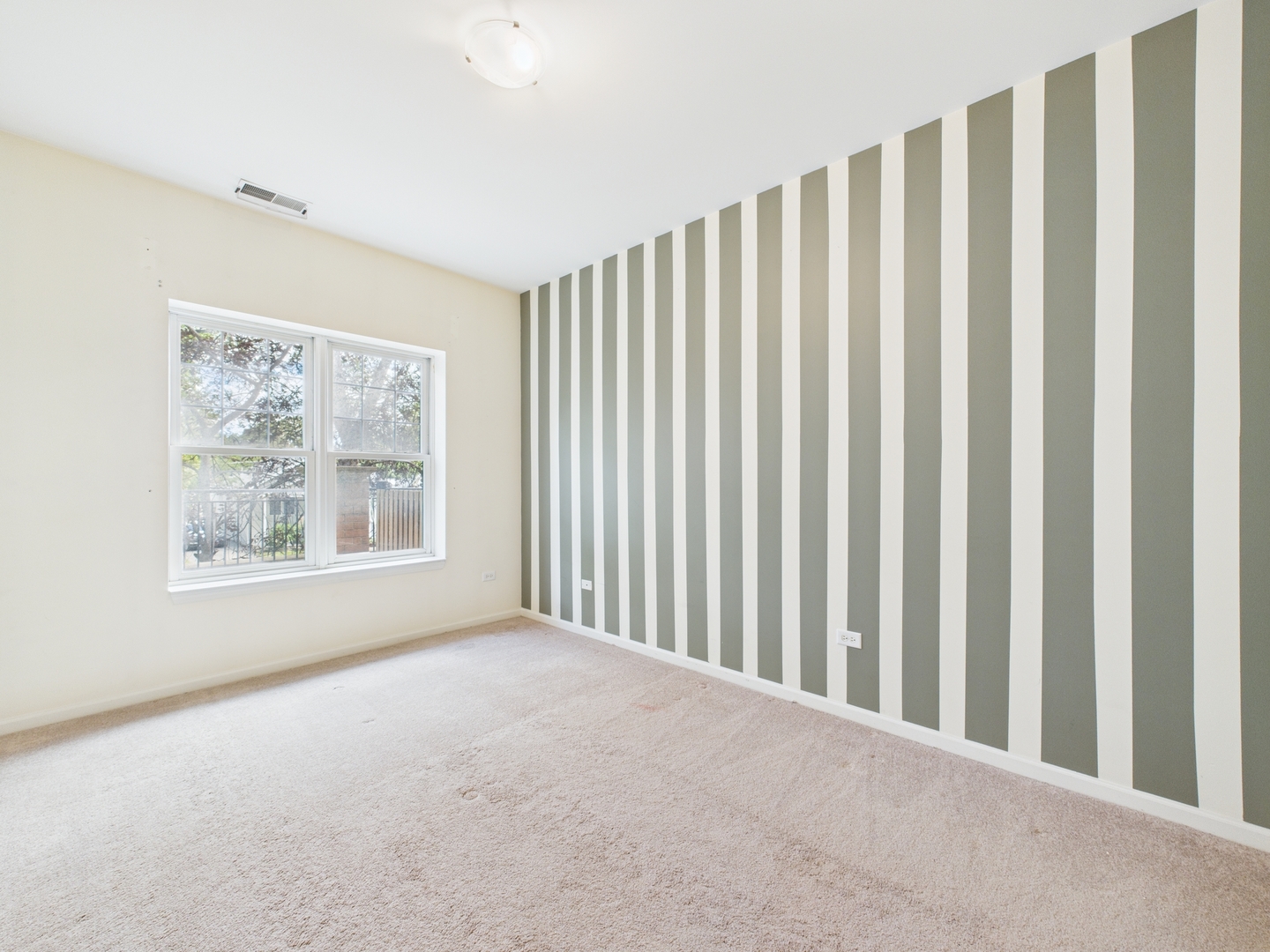 5100 W 96th Street #204, Oak Lawn, IL 60453