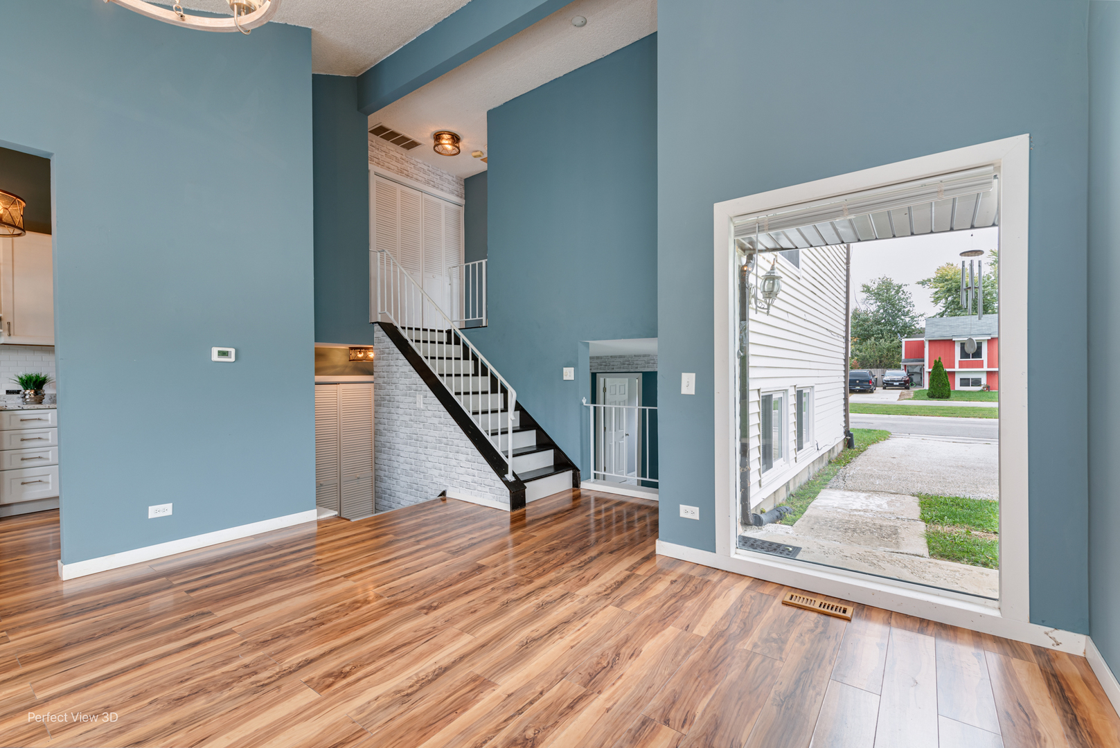 2S464 Cottonwood Court, Warrenville, IL 60555