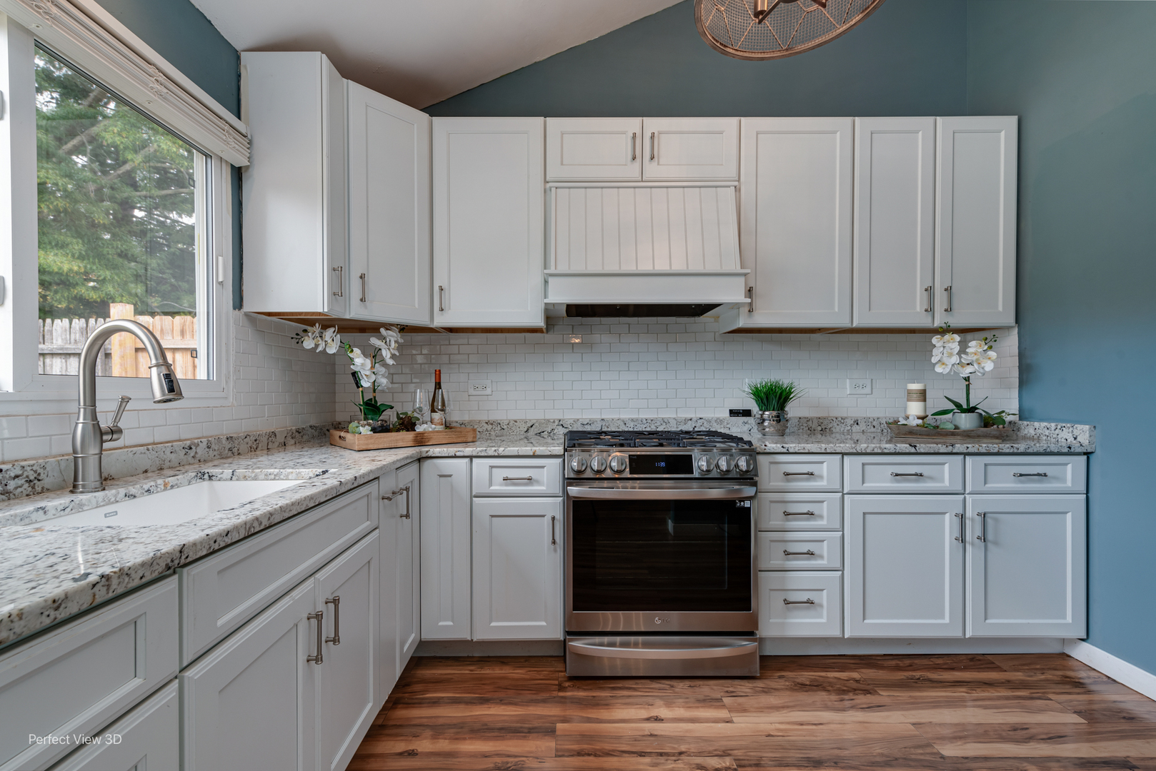 2S464 Cottonwood Court, Warrenville, IL 60555