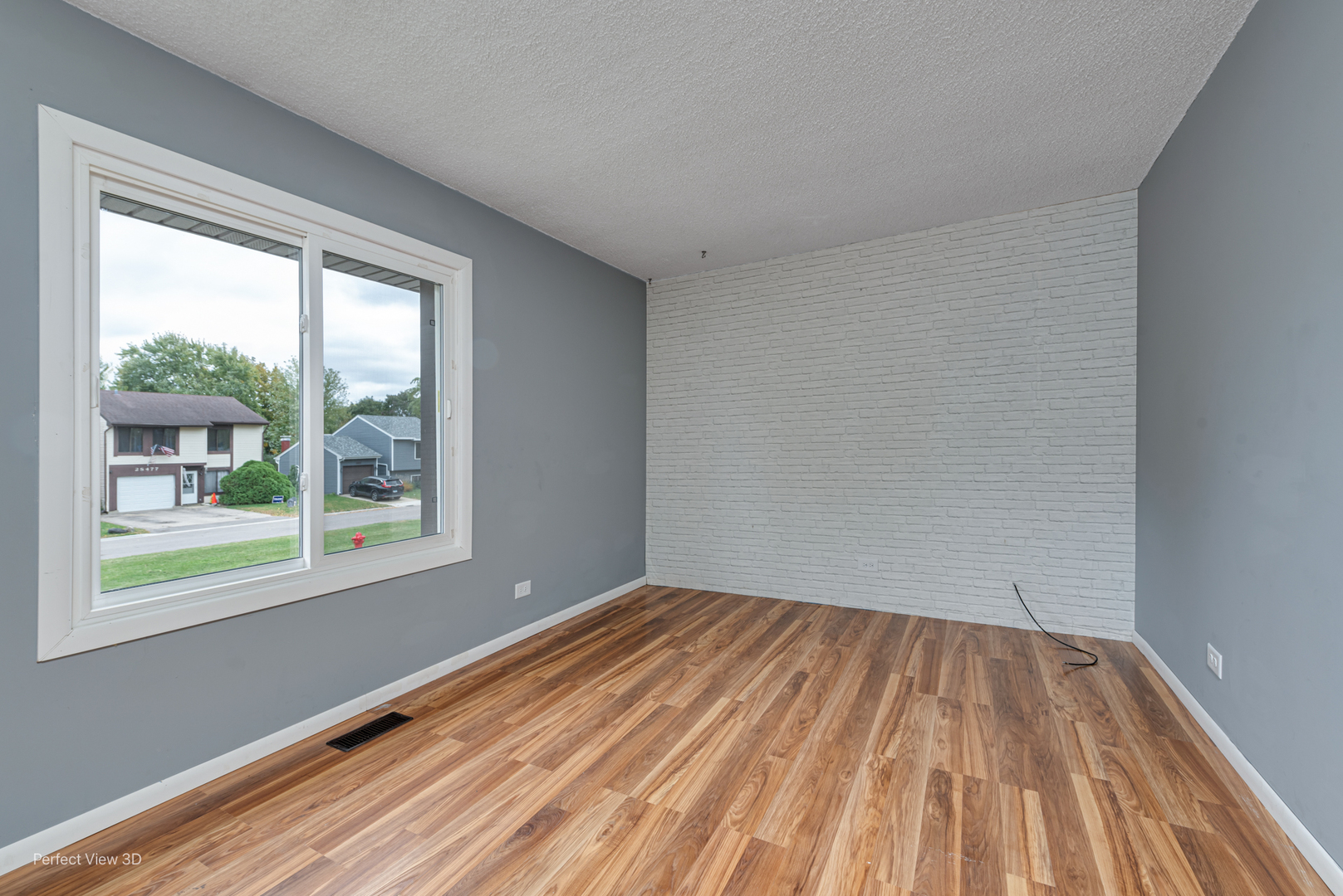 2S464 Cottonwood Court, Warrenville, IL 60555