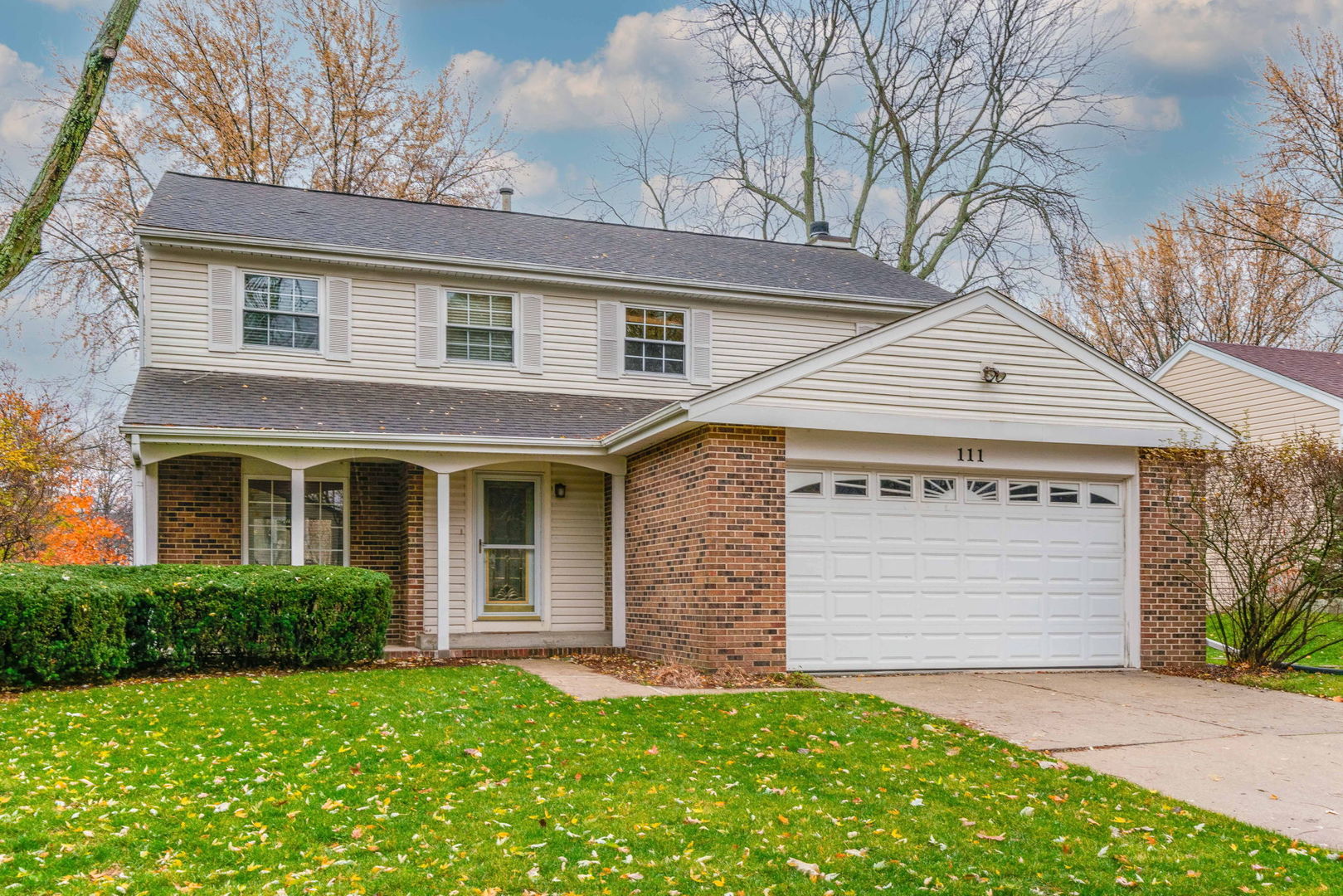 111 Midway Lane, Vernon Hills, IL 60061