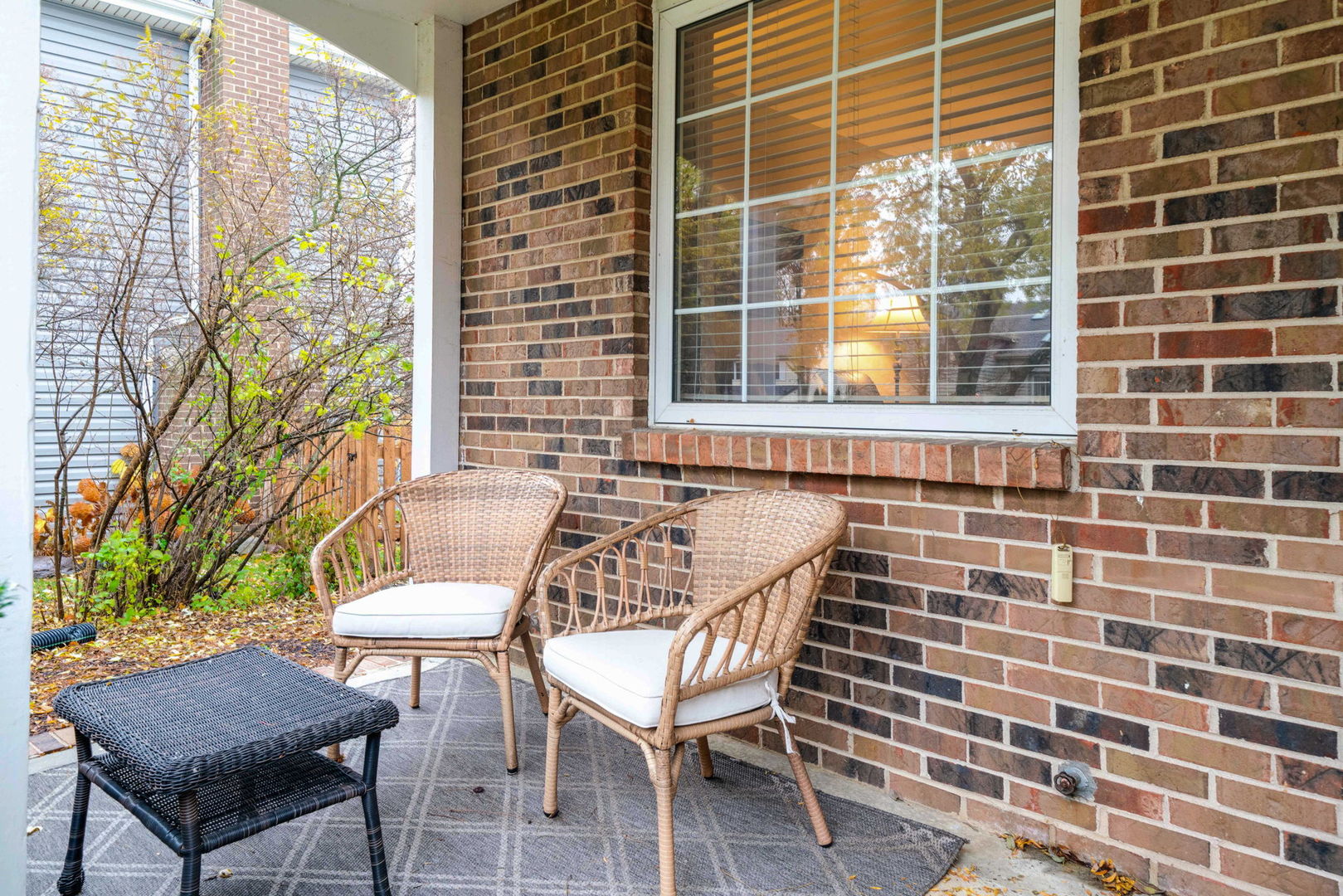 111 Midway Lane, Vernon Hills, IL 60061