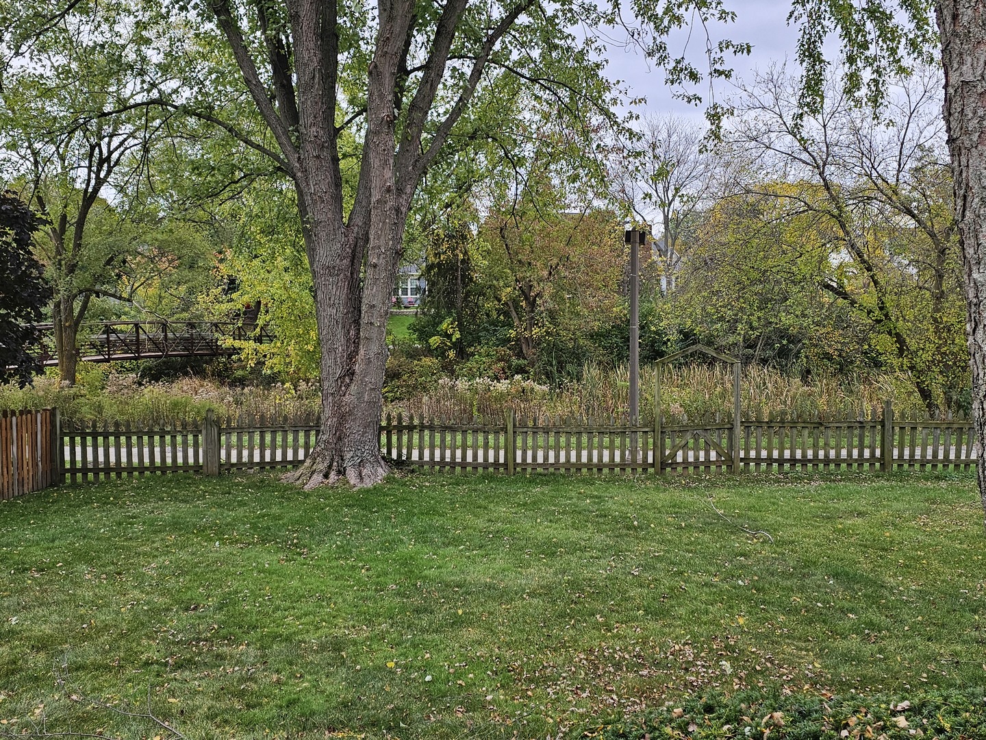 111 Midway Lane, Vernon Hills, IL 60061