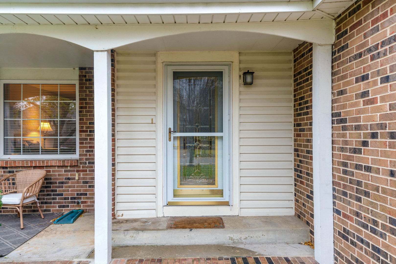 111 Midway Lane, Vernon Hills, IL 60061