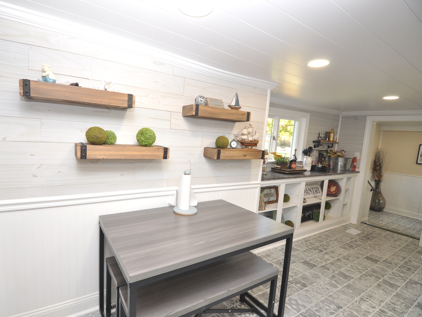 5724 Milwaukee Avenue, Richmond, IL 60071