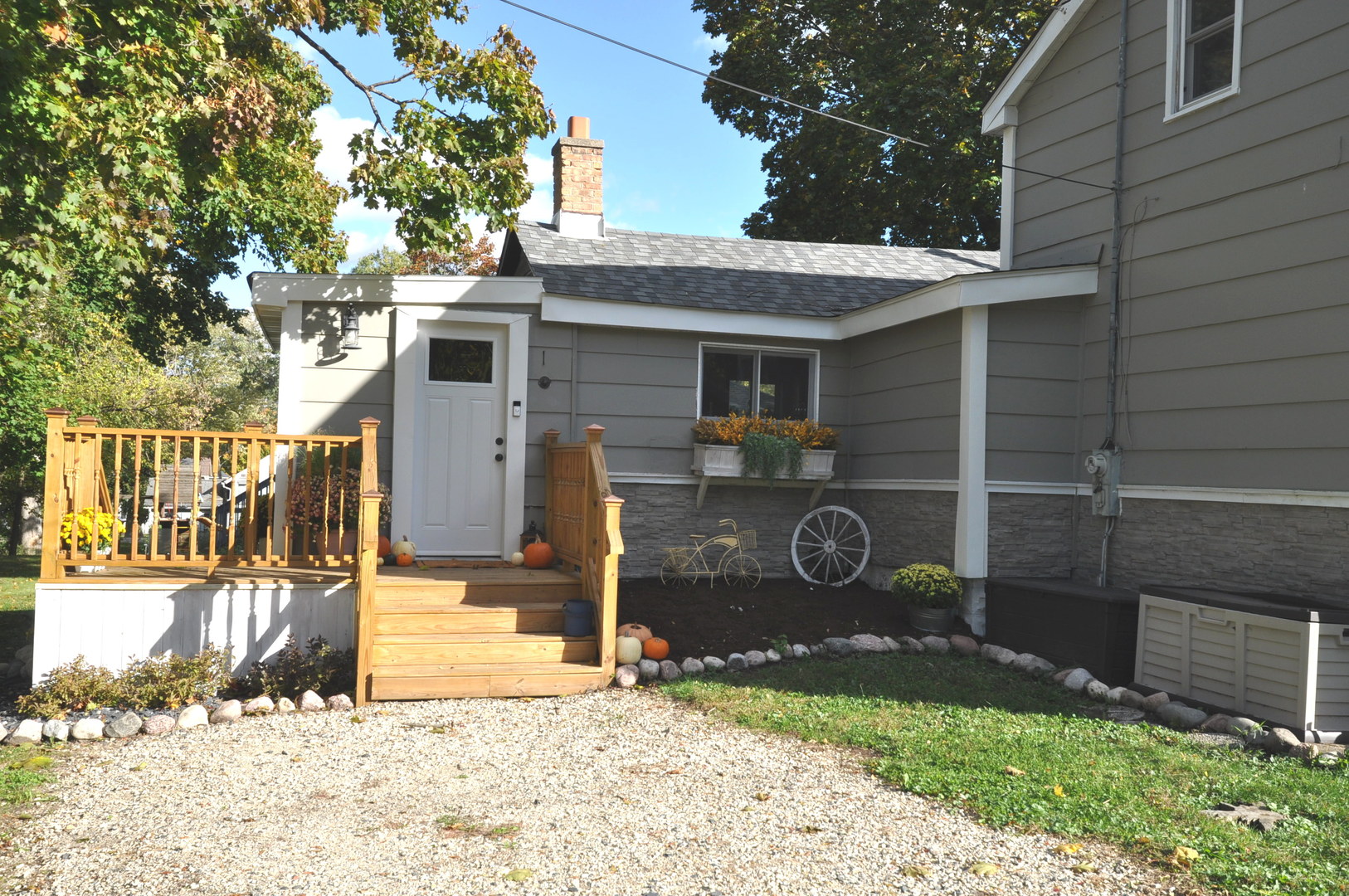 5724 Milwaukee Avenue, Richmond, IL 60071