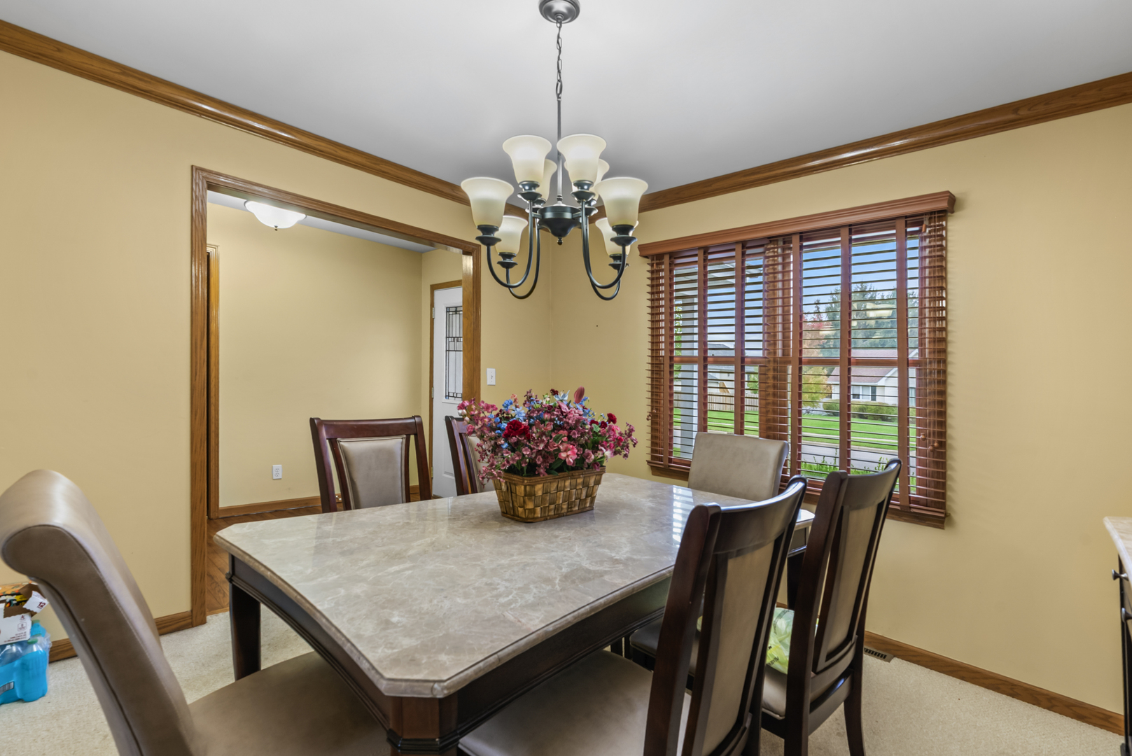 356 Ash Court, DeKalb, IL 60115