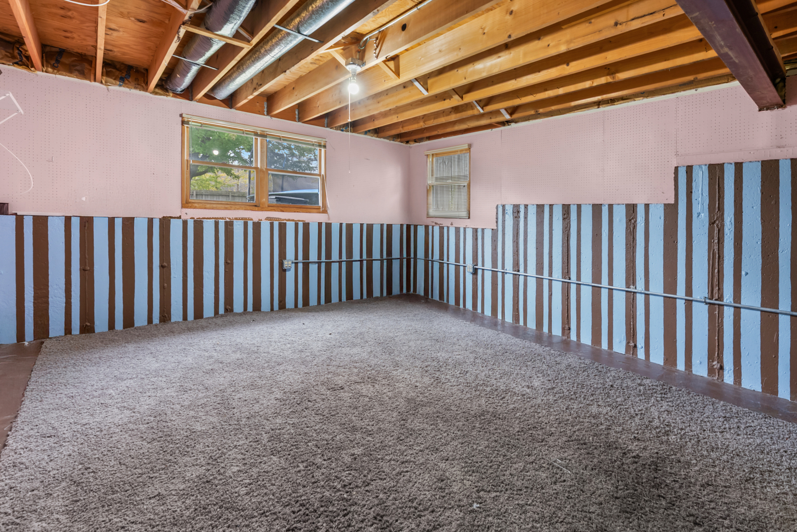 356 Ash Court, DeKalb, IL 60115