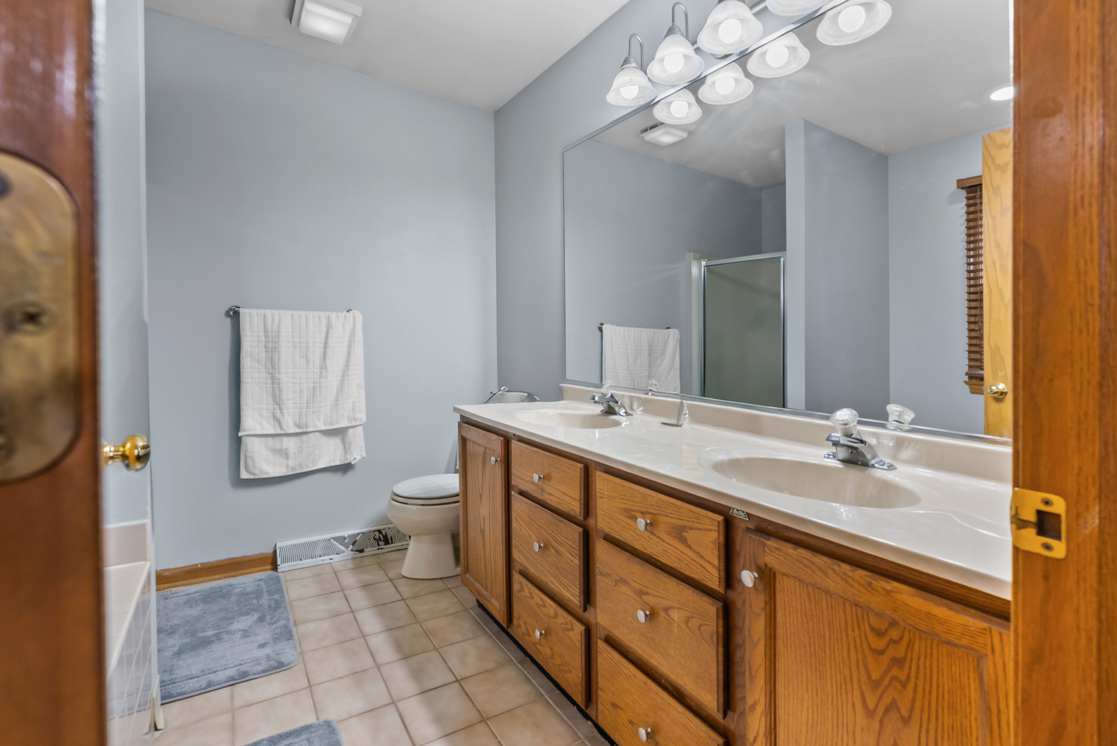 356 Ash Court, DeKalb, IL 60115