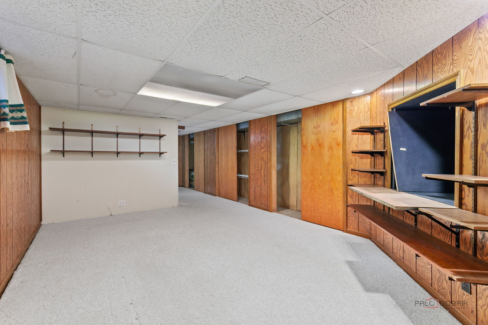 2013 Castlewood Road, Highland Park, IL 60035