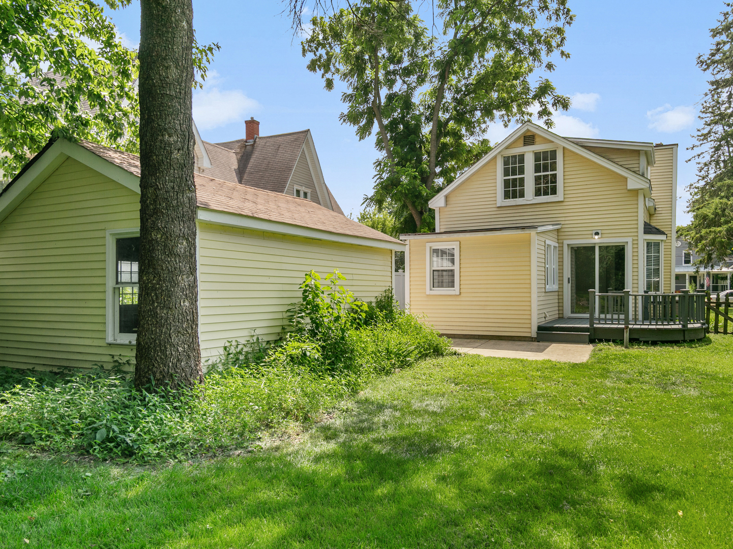 345 Main Street, Batavia, IL 60510