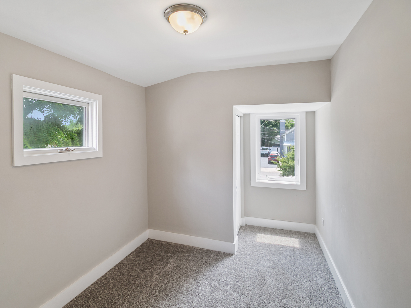 345 Main Street, Batavia, IL 60510