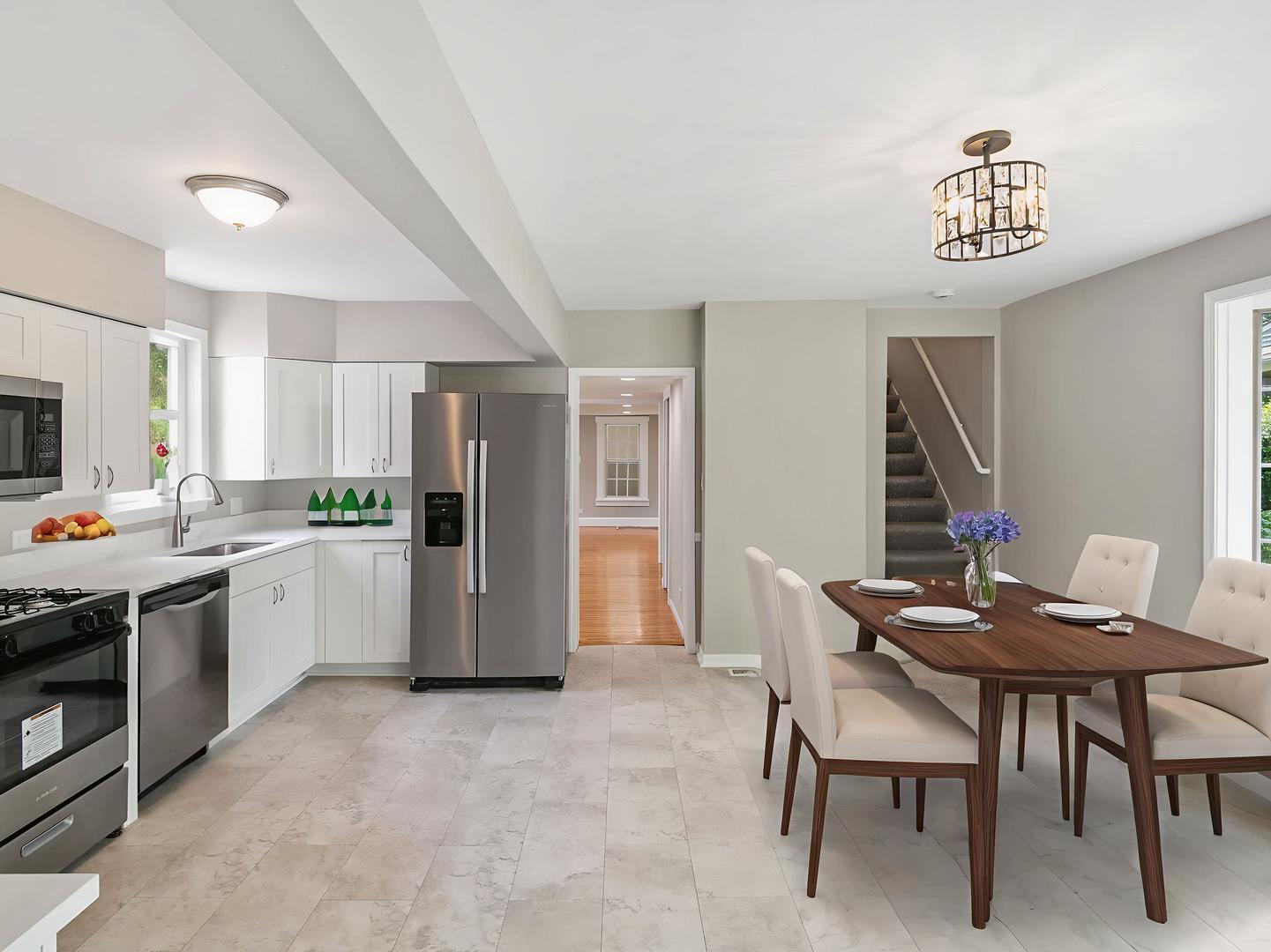 345 Main Street, Batavia, IL 60510