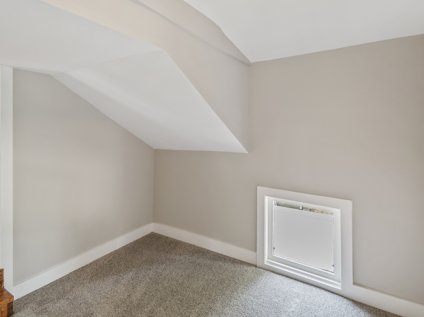 345 Main Street, Batavia, IL 60510