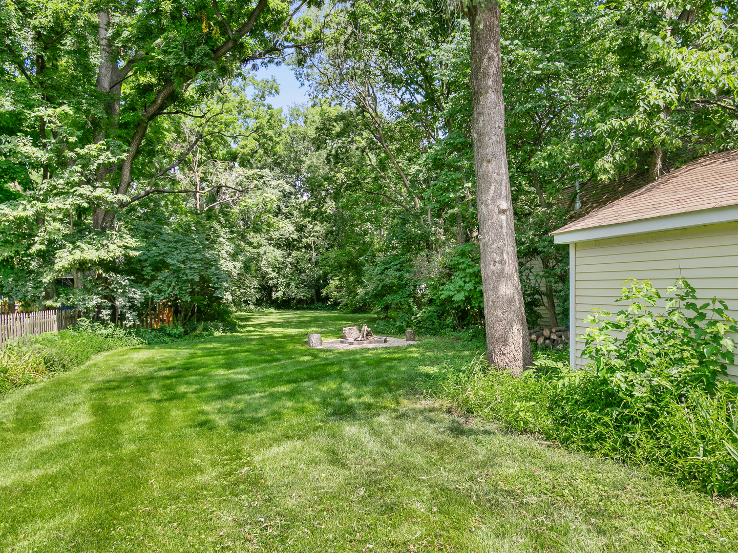 345 Main Street, Batavia, IL 60510