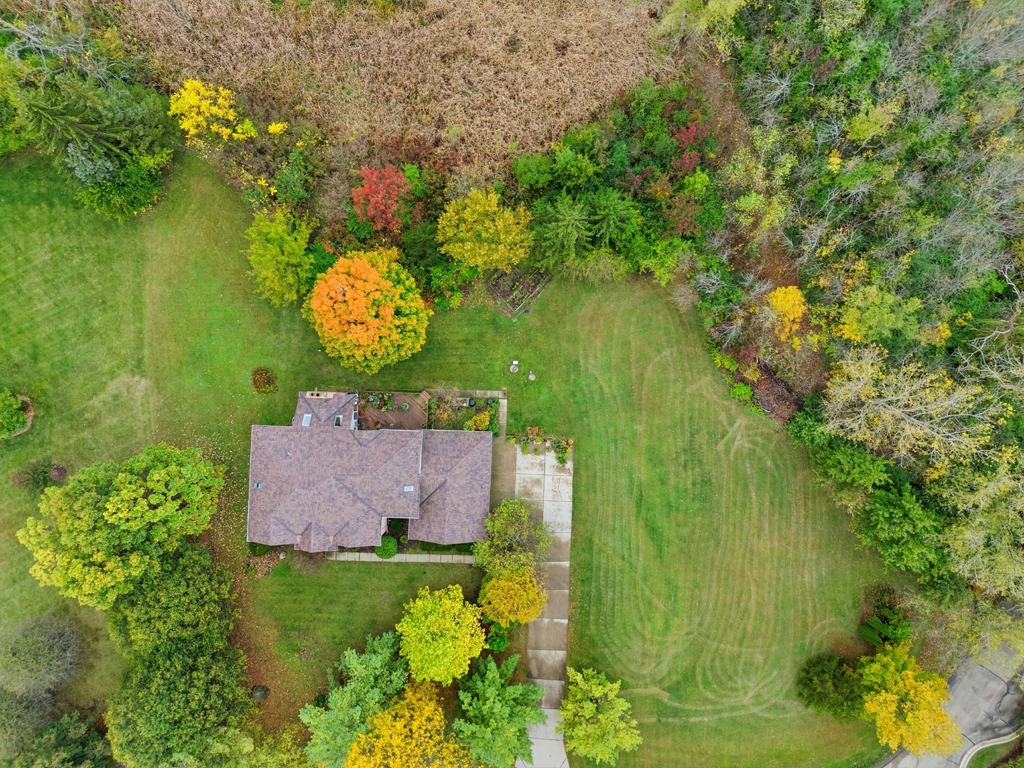 4420 Stonehaven Drive, Long Grove, IL 60047