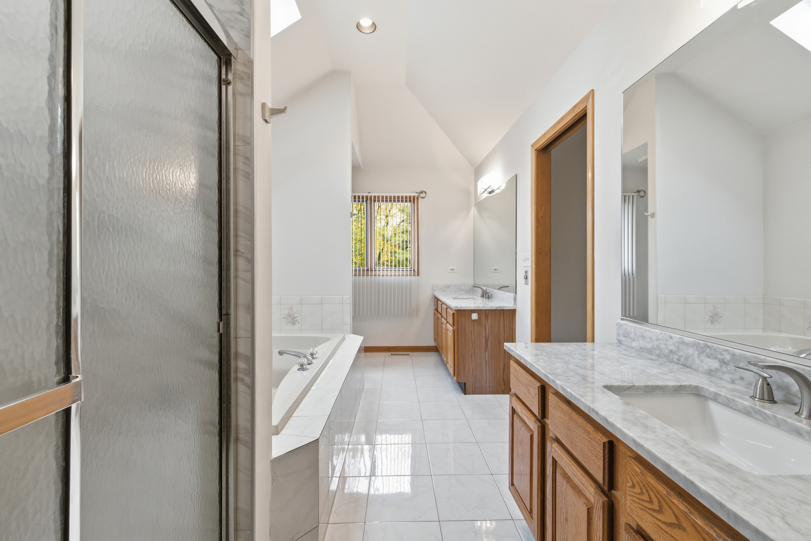 4420 Stonehaven Drive, Long Grove, IL 60047