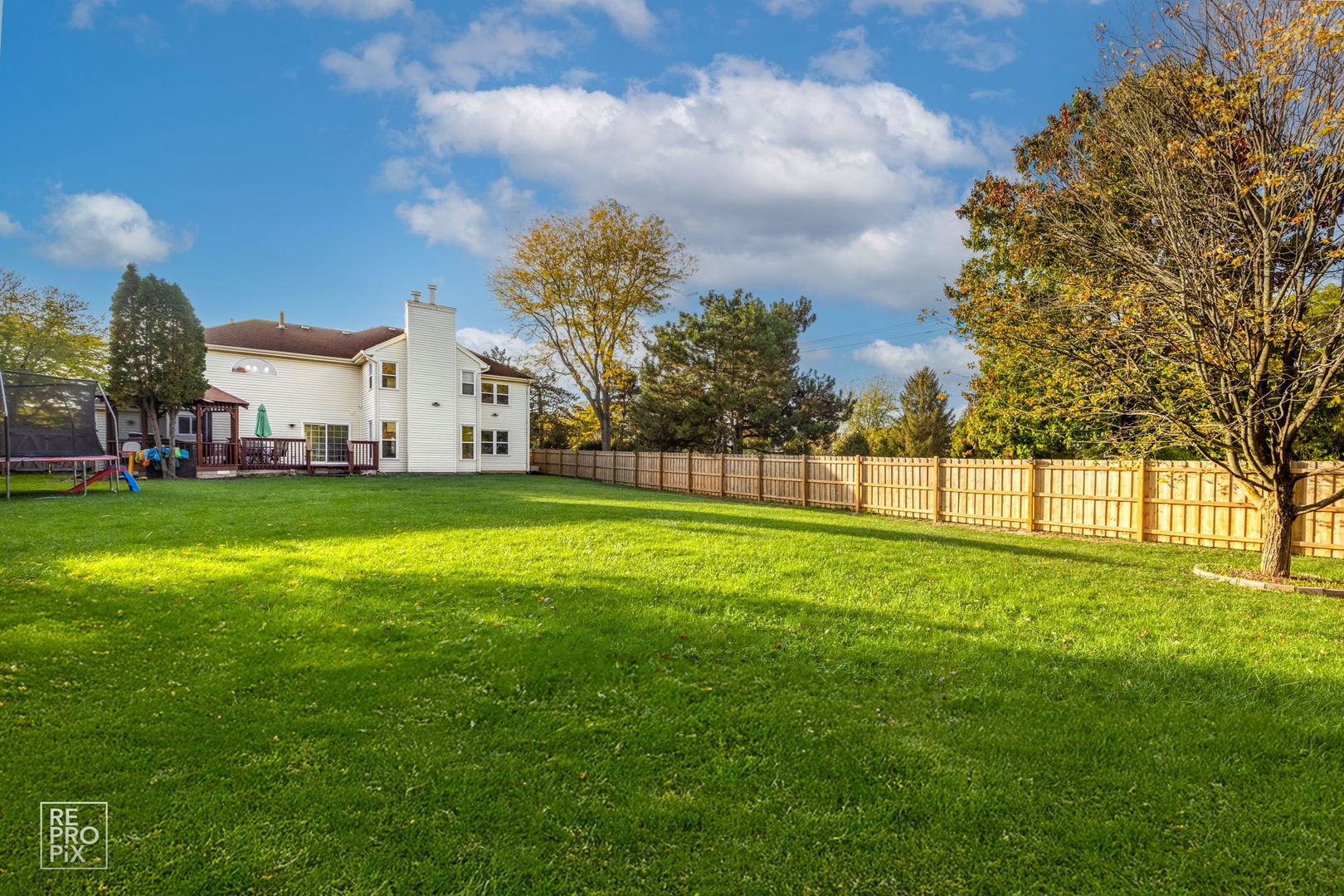 23 Bobolink Drive, Grayslake, IL 60030