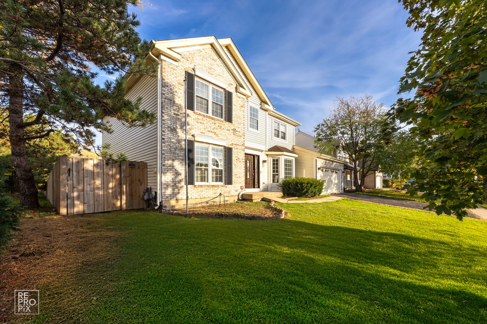 23 Bobolink Drive, Grayslake, IL 60030