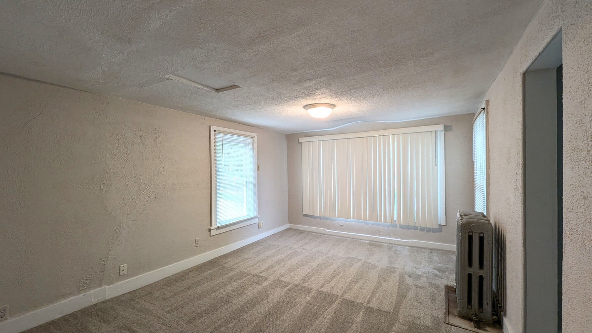 414 Oneida Street #1UPPER, Joliet, IL 60435