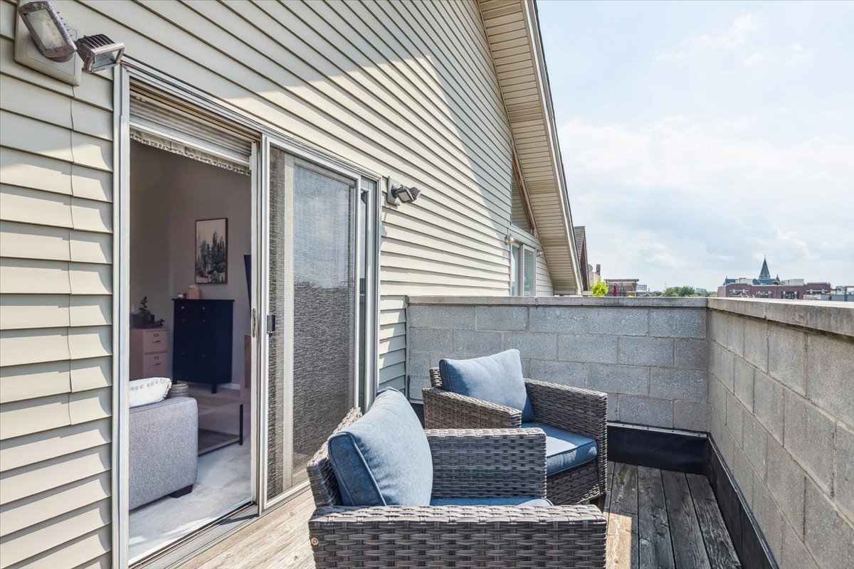 854 N Marshfield Avenue #3N, Chicago, IL 60622