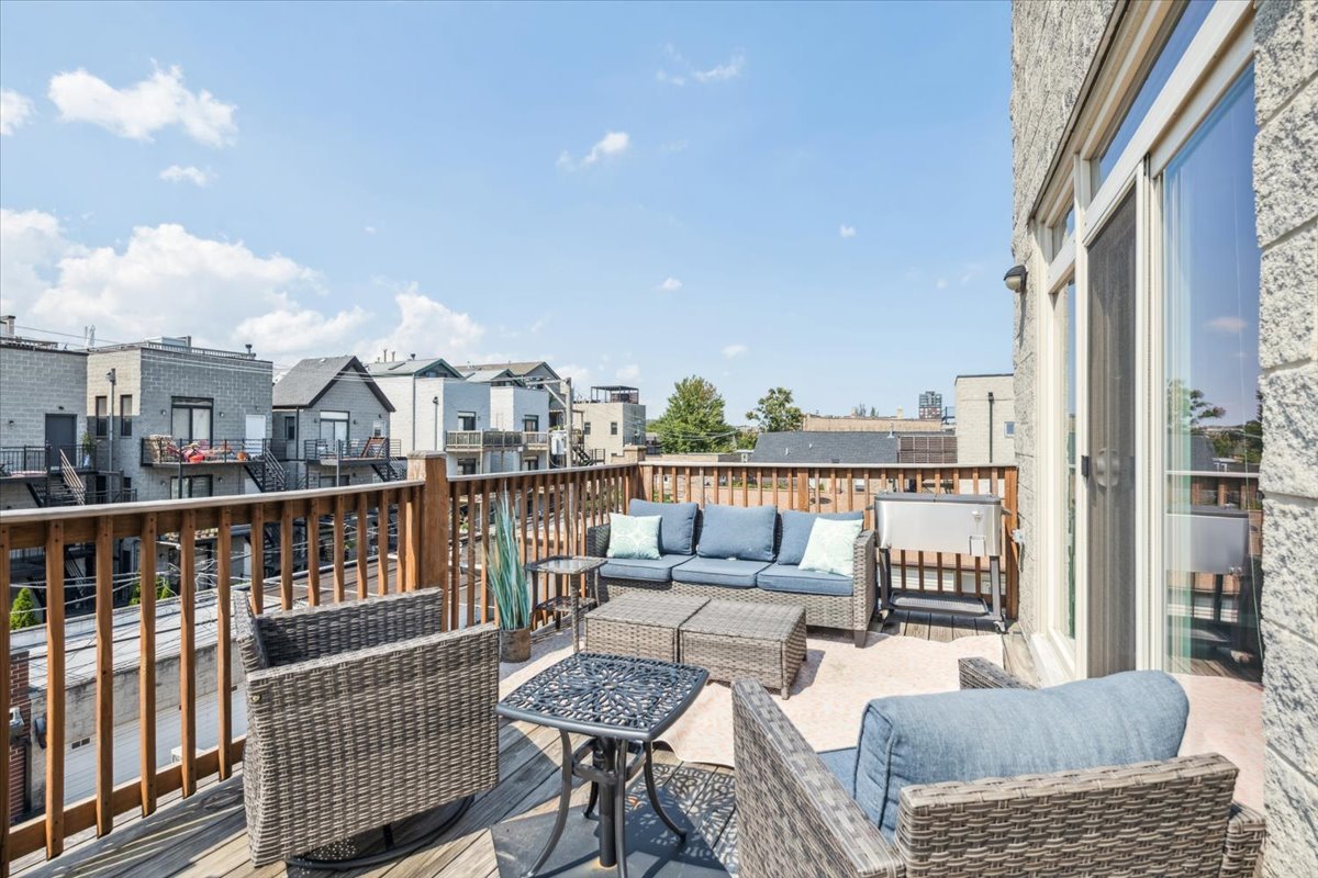 854 N Marshfield Avenue #3N, Chicago, IL 60622