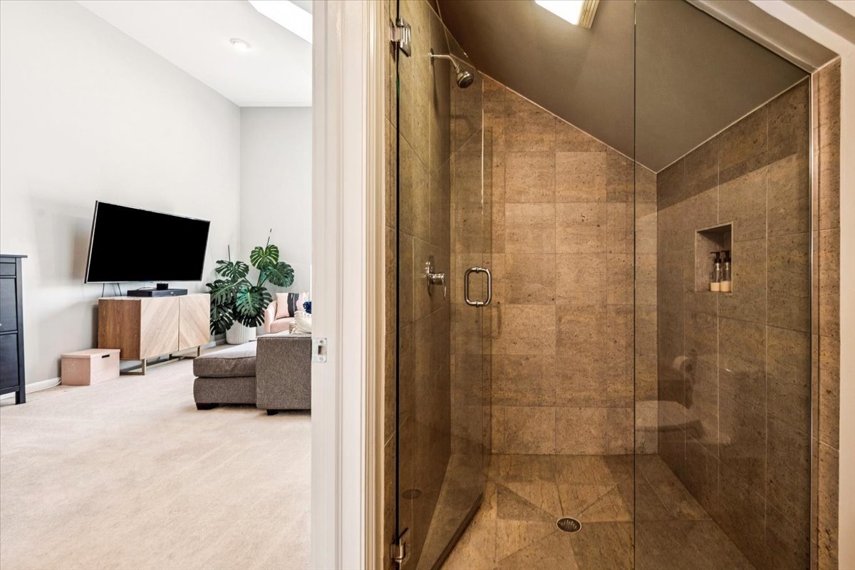 854 N Marshfield Avenue #3N, Chicago, IL 60622