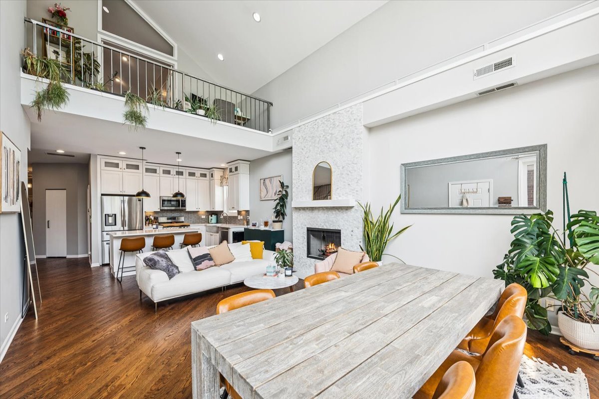 854 N Marshfield Avenue #3N, Chicago, IL 60622