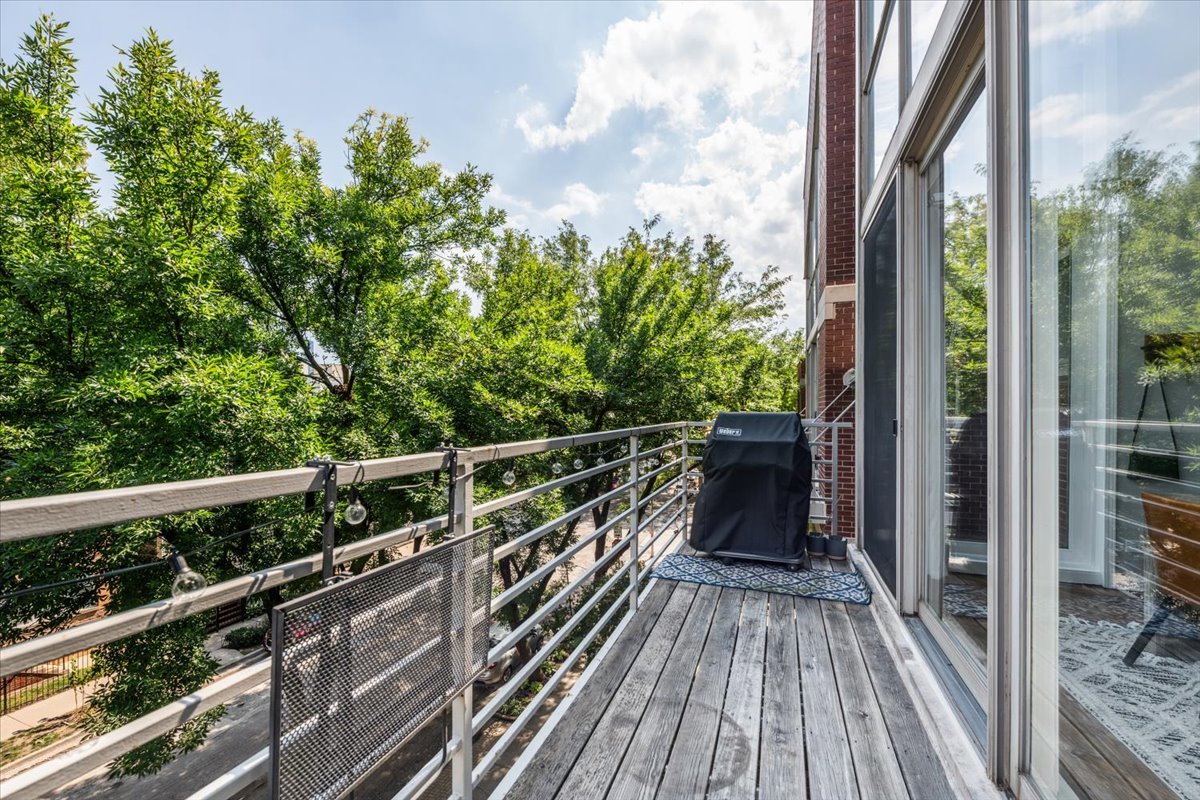 854 N Marshfield Avenue #3N, Chicago, IL 60622