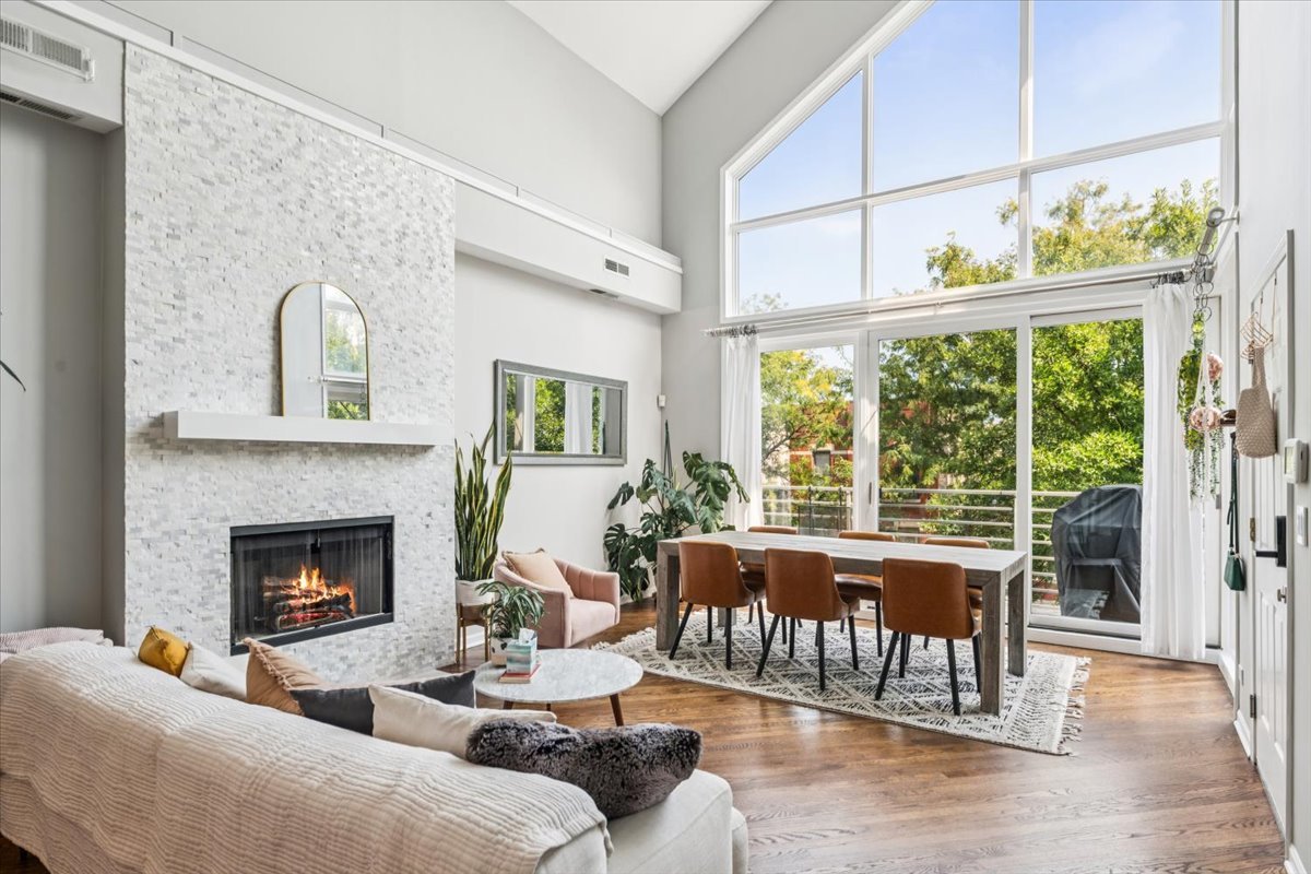 854 N Marshfield Avenue #3N, Chicago, IL 60622