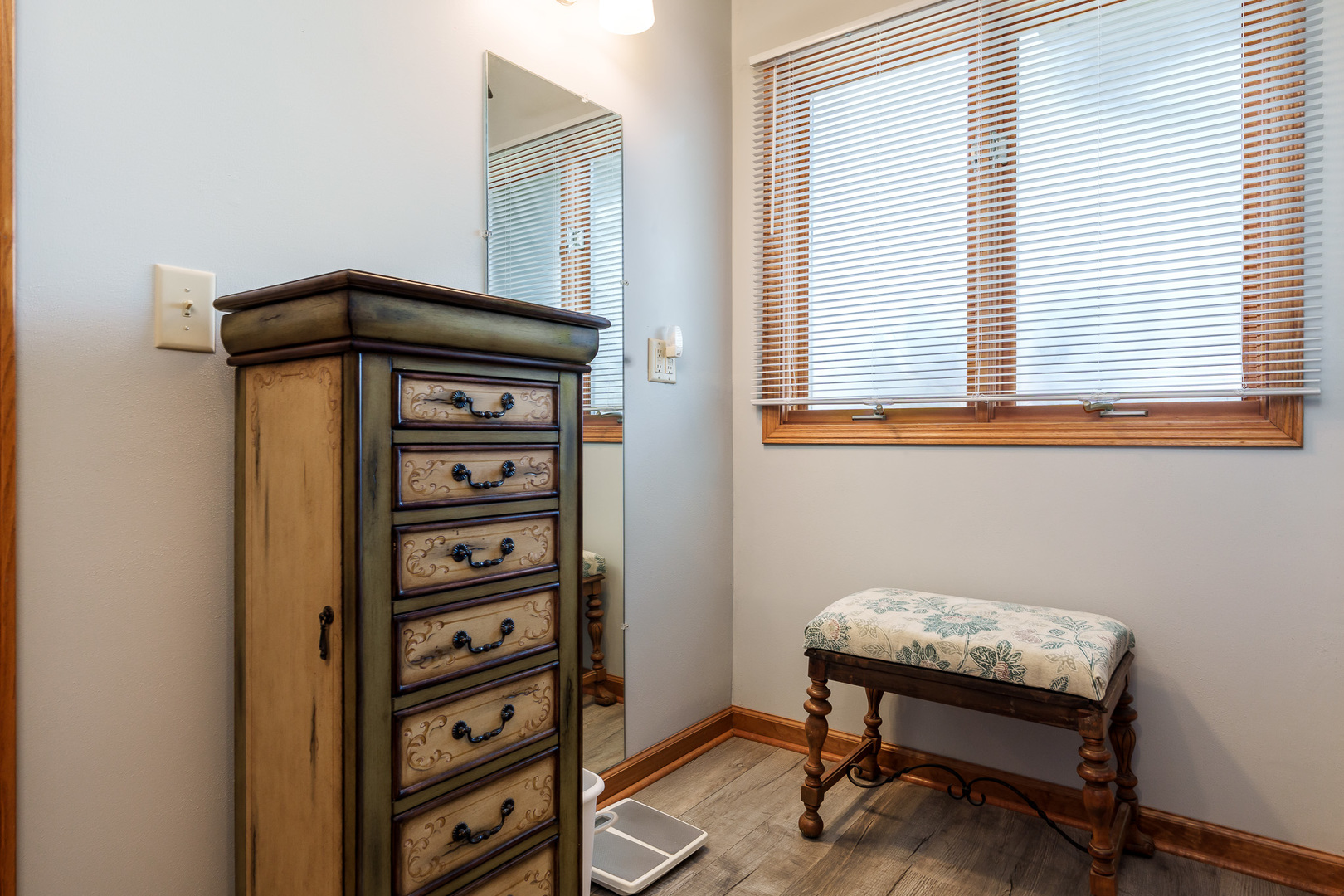 1508 Sandypoint Drive, Rockford, IL 61103