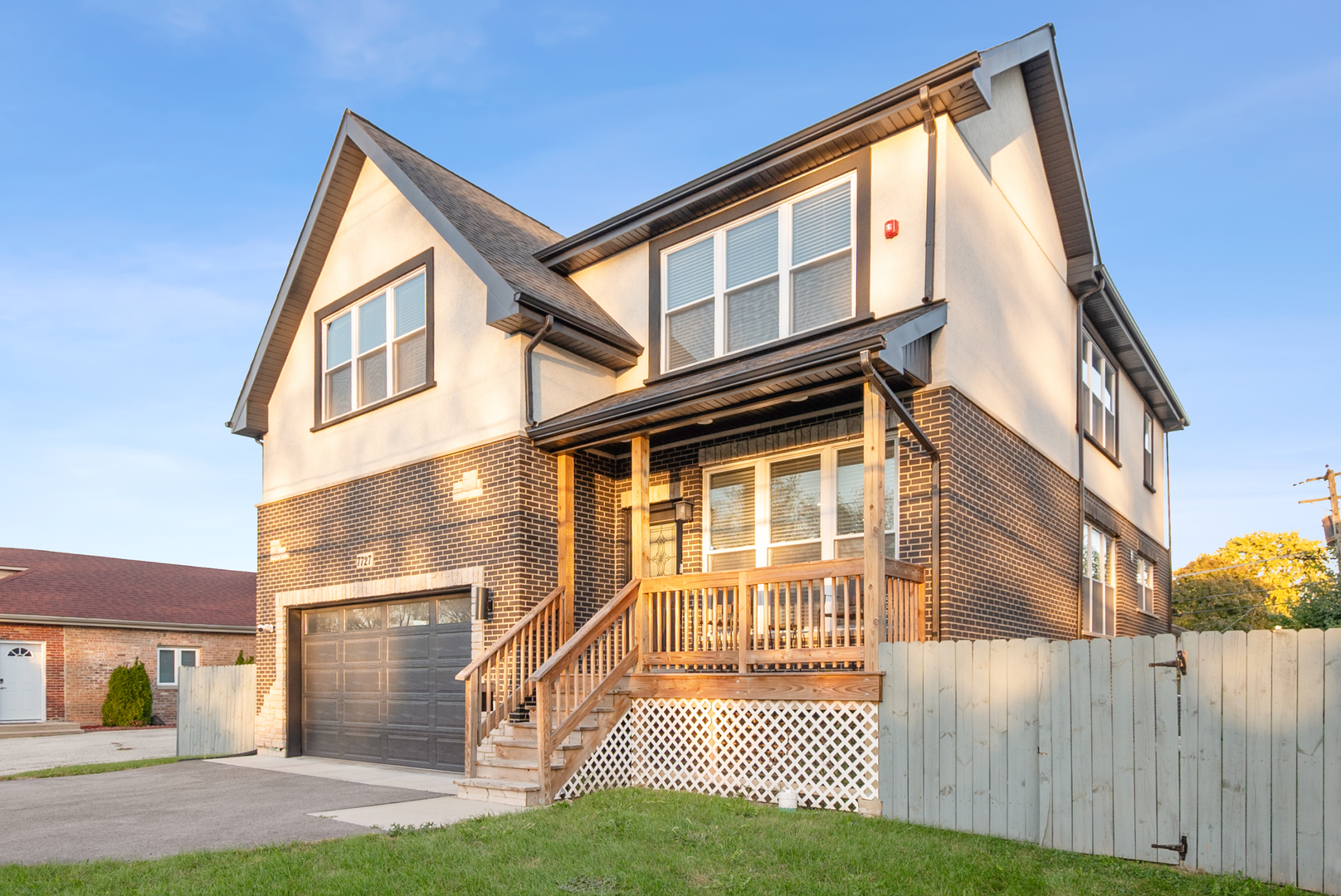 7727 S Roberts Road, Bridgeview, IL 60455