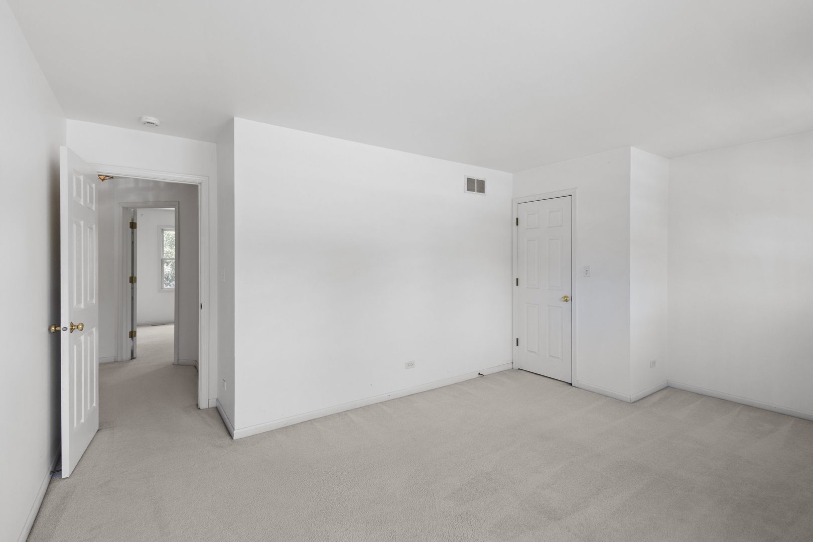 1405 Prairie Crossing Drive, West Chicago, IL 60185