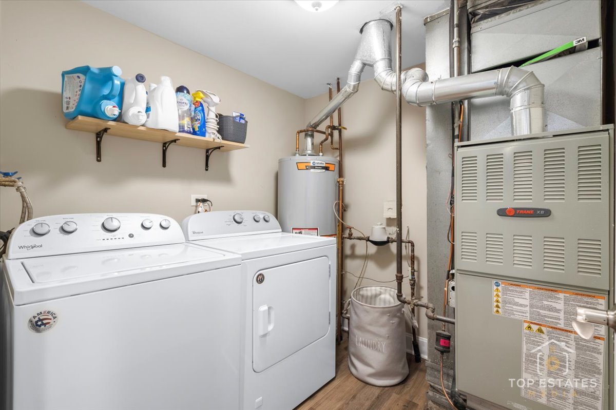 251 Signature Drive, Bloomingdale, IL 60108