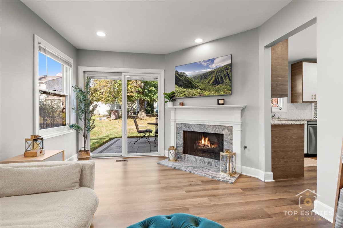 251 Signature Drive, Bloomingdale, IL 60108