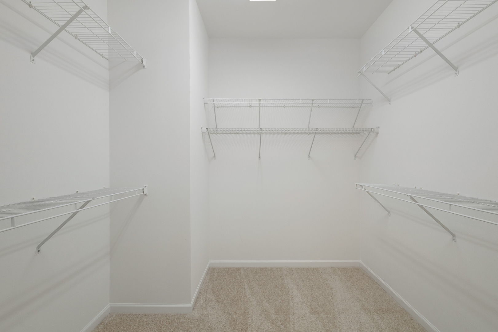 2573 Venetian Lane, Elgin, IL 60124