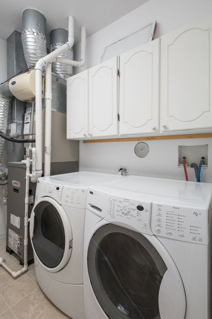 2573 Venetian Lane, Elgin, IL 60124