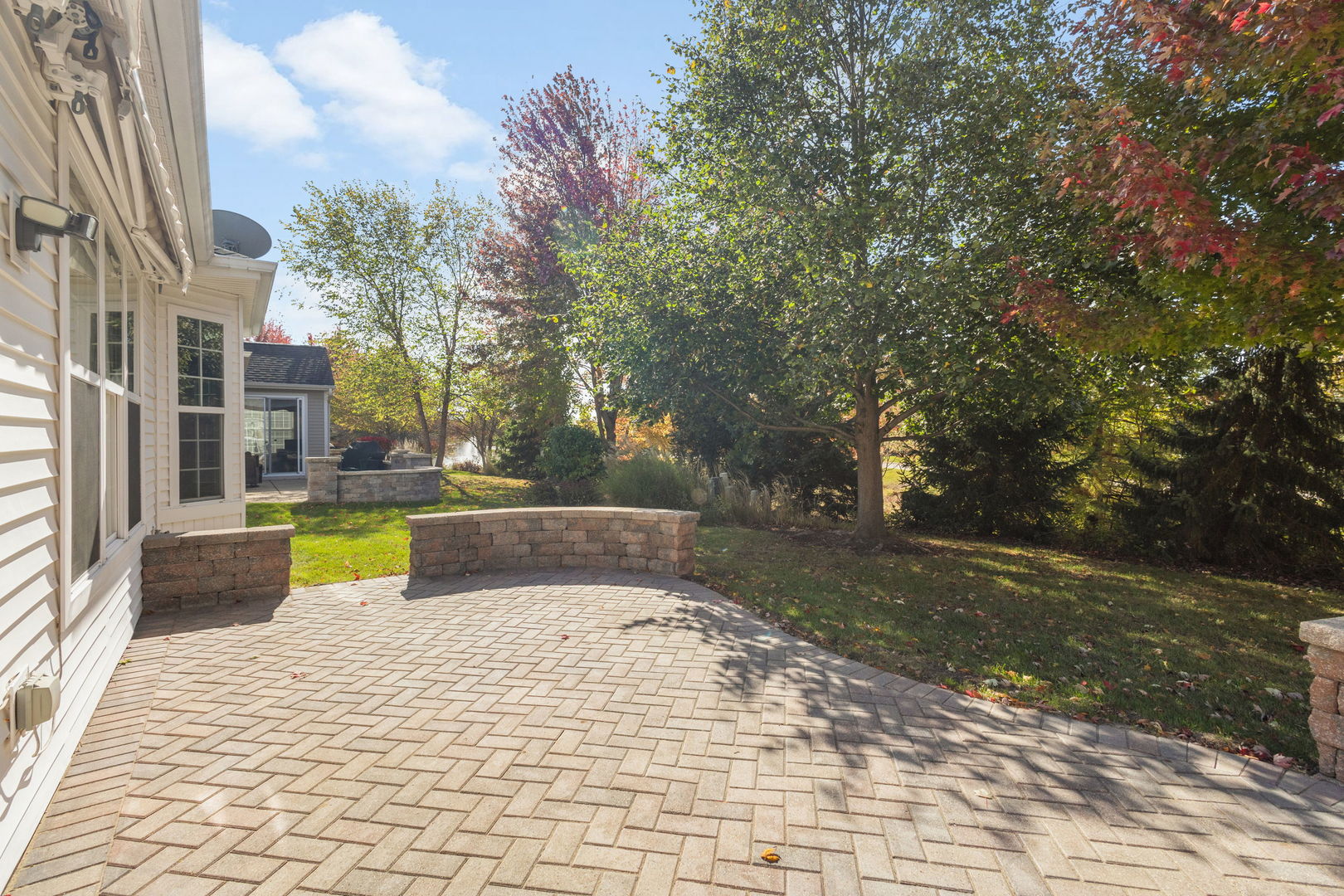 2573 Venetian Lane, Elgin, IL 60124