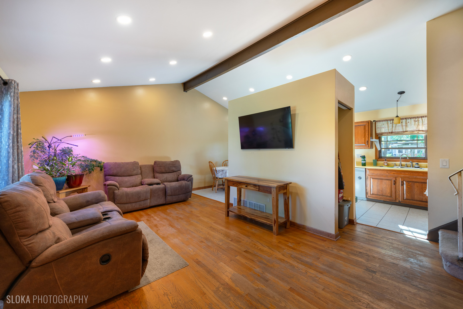 2103 Witchwood Lane, Lindenhurst, IL 60046