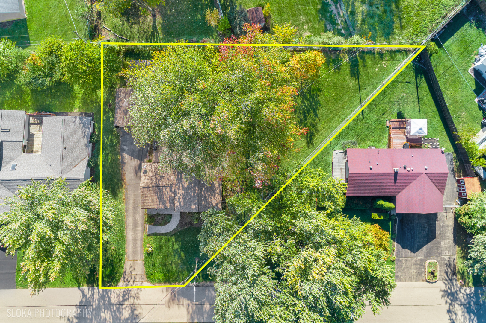 2103 Witchwood Lane, Lindenhurst, IL 60046