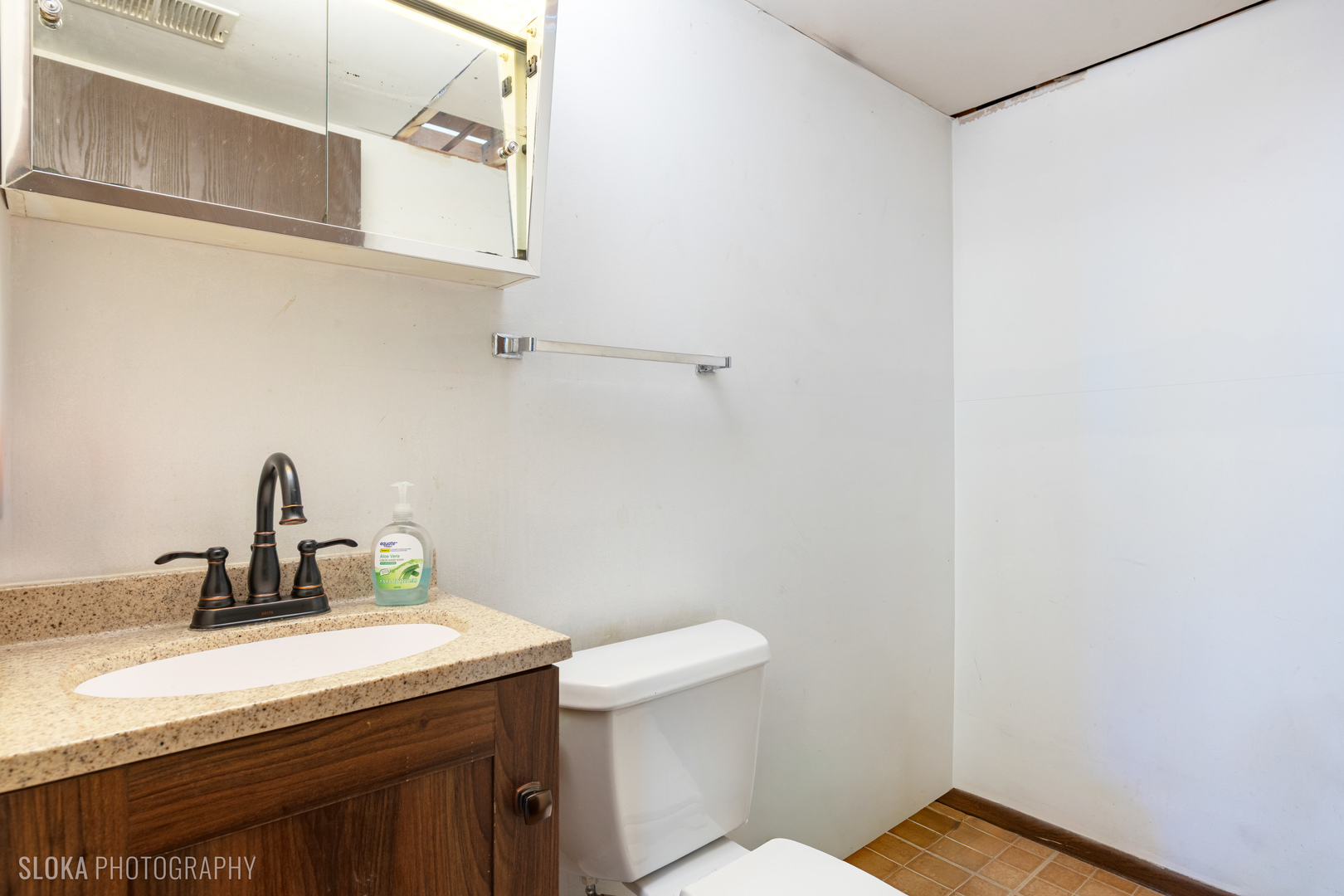 2103 Witchwood Lane, Lindenhurst, IL 60046