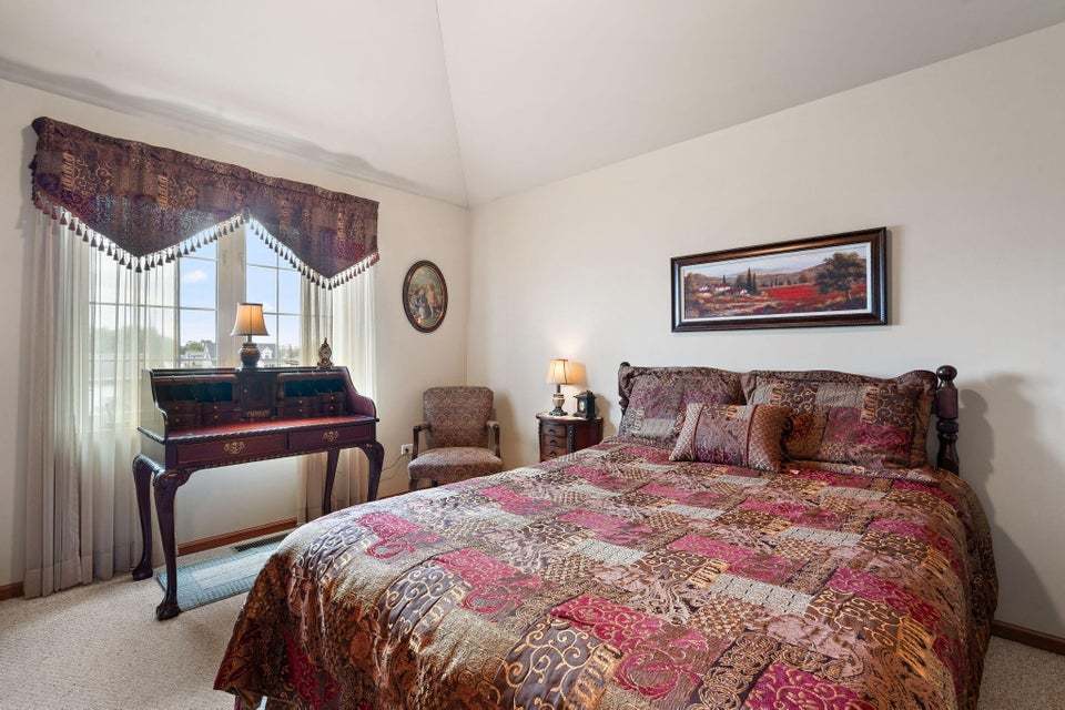 9501 W 135th Place, Cedar Lake, IN 46303