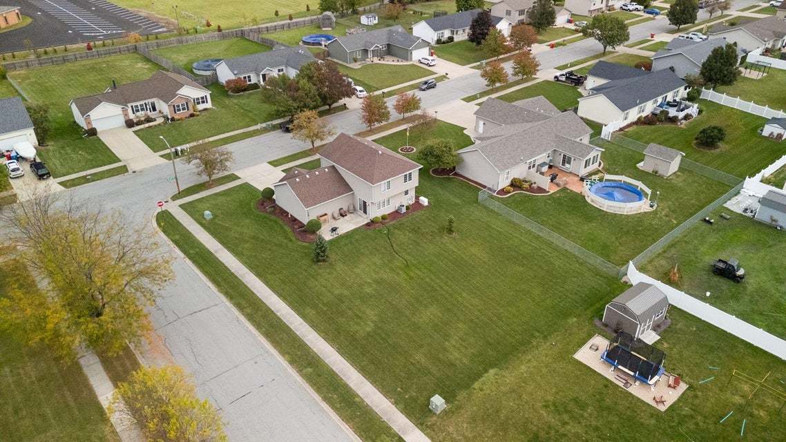 9501 W 135th Place, Cedar Lake, IN 46303